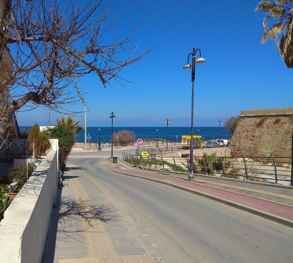 Iris Apartment Chania  Buitenkant foto